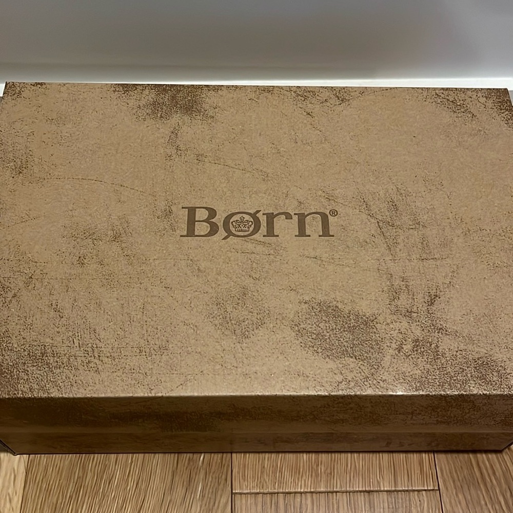 Born Vinata Wedge Sandals, 6M - Picture 9 of 10